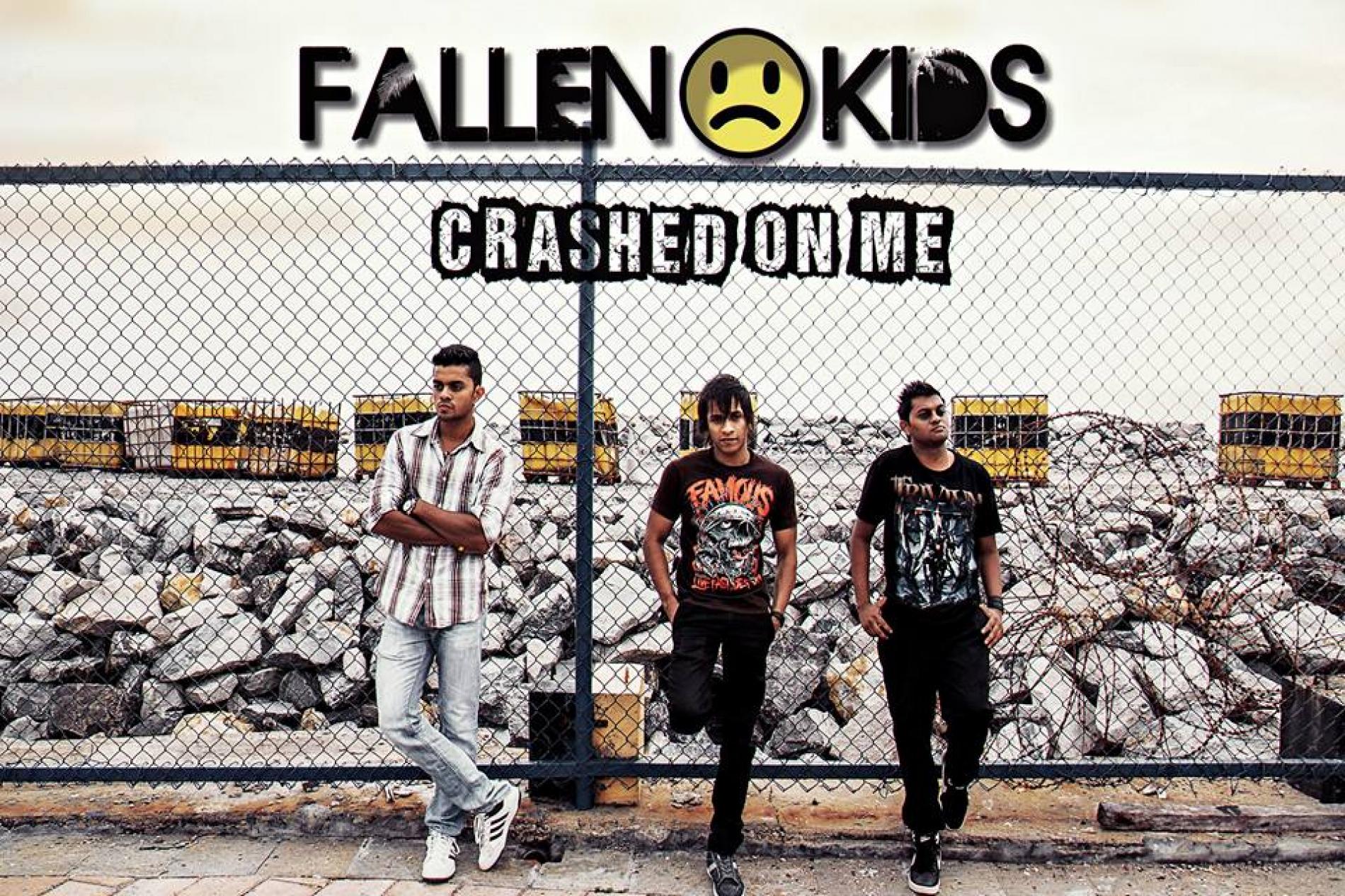 Fallen Kids – Crashed On Me