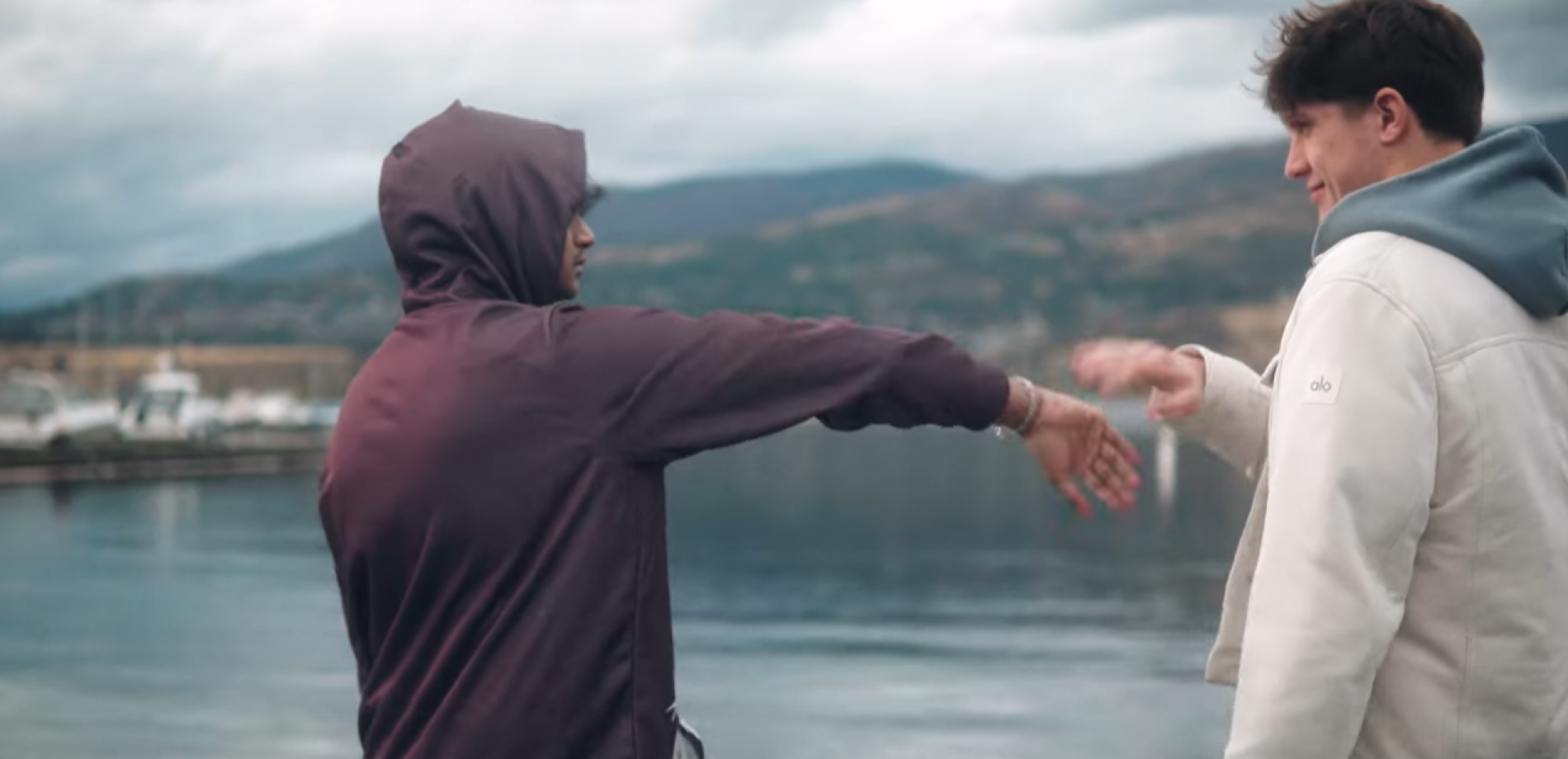 New Music : Xav & Duava – The Dive (Official Music Video)